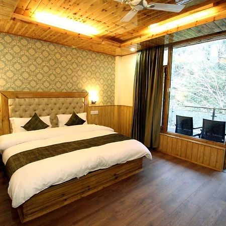 Hotel Hukam'S Holiday Home Касол Екстериор снимка