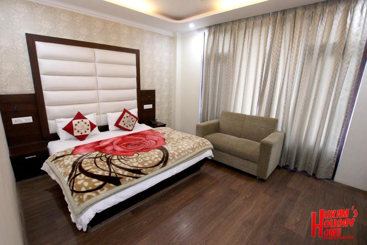 Hotel Hukam'S Holiday Home Касол Екстериор снимка