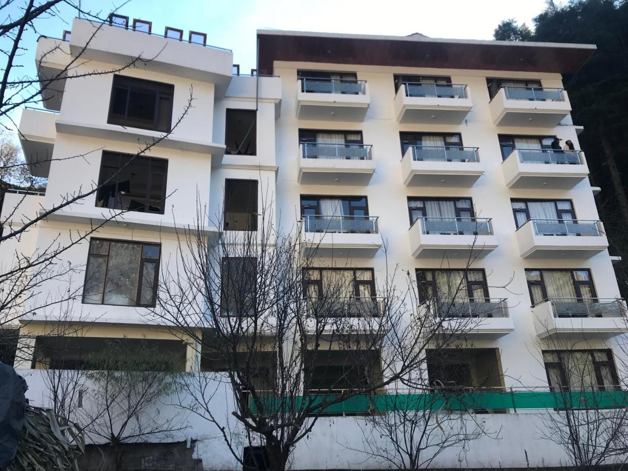 Hotel Hukam'S Holiday Home Касол Екстериор снимка