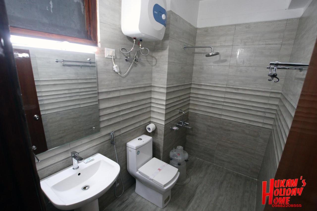 Hotel Hukam'S Holiday Home Касол Екстериор снимка