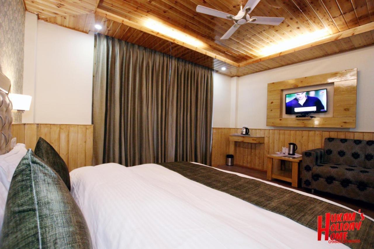 Hotel Hukam'S Holiday Home Касол Екстериор снимка