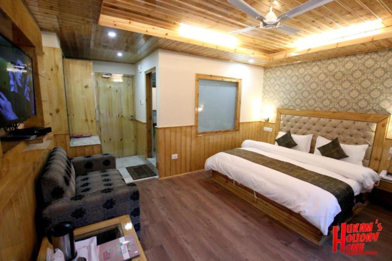 Hotel Hukam'S Holiday Home Касол Екстериор снимка